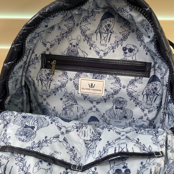 Oliver Thomas 24 + 7 Backpack for Peloton--Zippered Pockets, Shiny Blue EUC - Picture 10 of 13